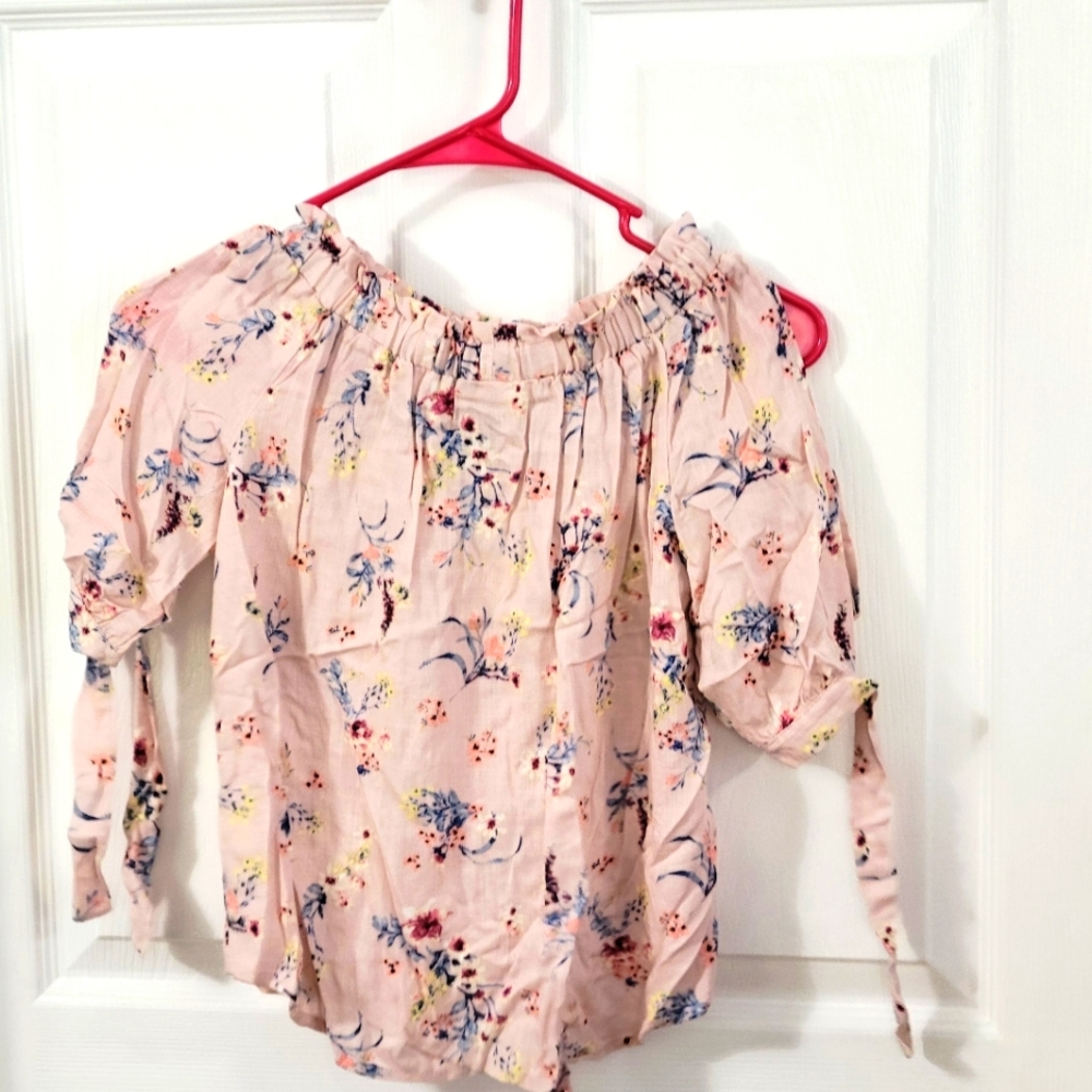 Long sleeve floral